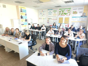 Live and learn (Век живи – век учись).