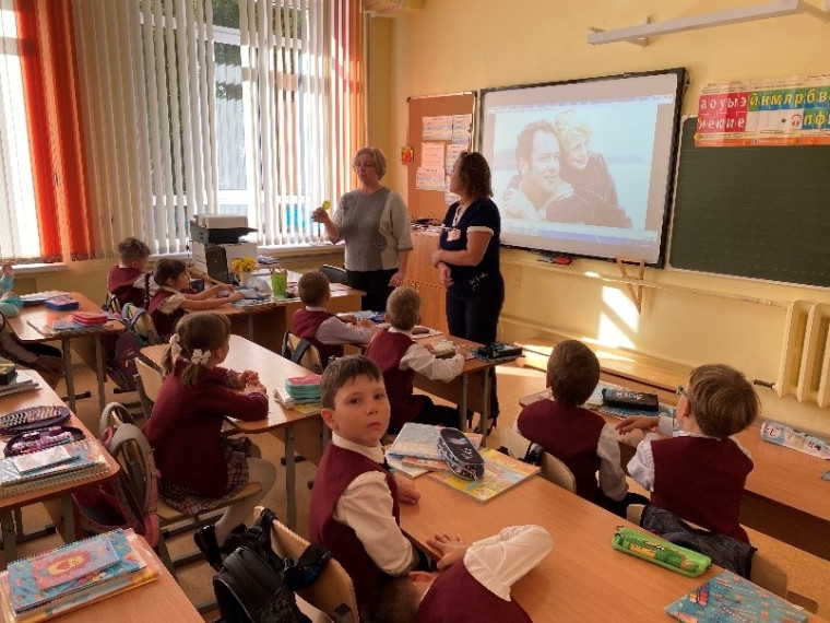 Занятие по правилам поведения на дорогах.