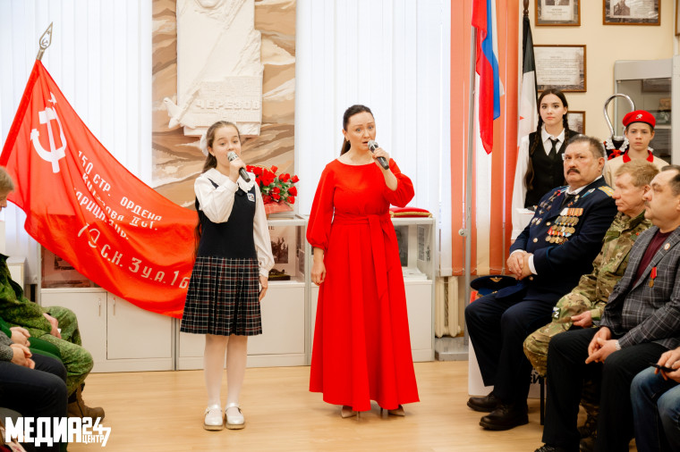 Торжественное вручение значков «Мой папа — герой».